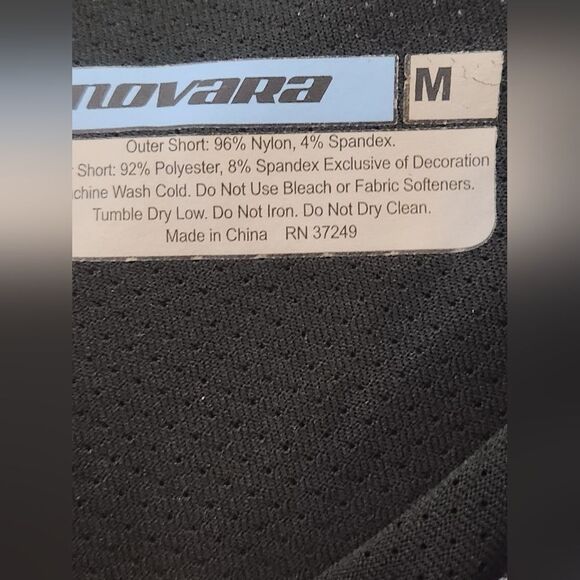 Novara M Women's Black Padded Shorts Biking Cycling Bike Bicycling Fitted - Picture 2 of 9